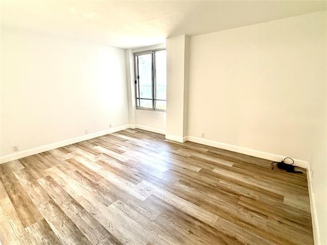 Building Photo - 1541 Brickell Ave