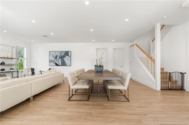 Foto del edificio - 55 SE Seminole St