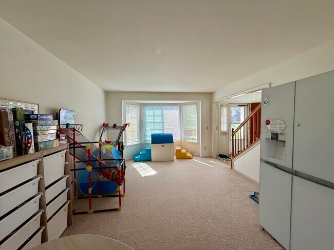 Foto del edificio - 2777 Mystic Dr