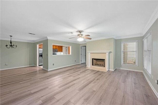 Building Photo - 601 Abingdon Way NE