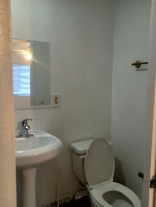 Foto del edificio - 3853 Winona Ave