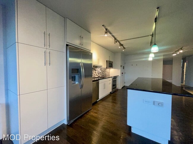 Building Photo - 2 br, 2 bath House - 3100 Cherry Creek Dr ...