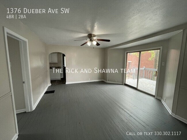 Building Photo - Large four bedroom 2 bathroom home for rent