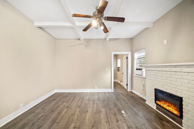 Foto del edificio - 4618 McKinney St