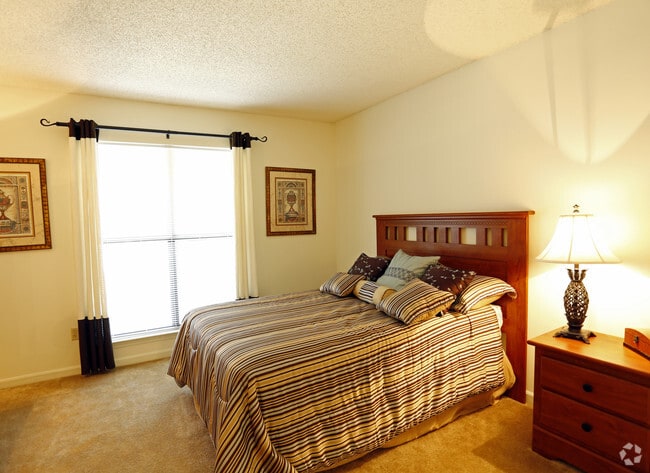 Habitación - The Meadows Apartments