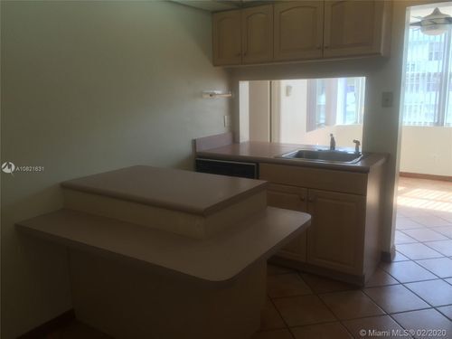 Foto del edificio - 16565 NE 26th Ave