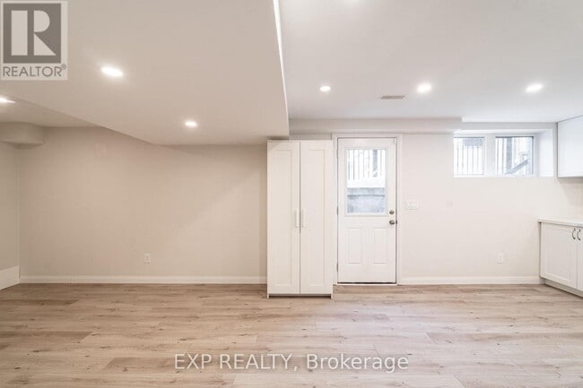 Building Photo - 38 Busato Dr