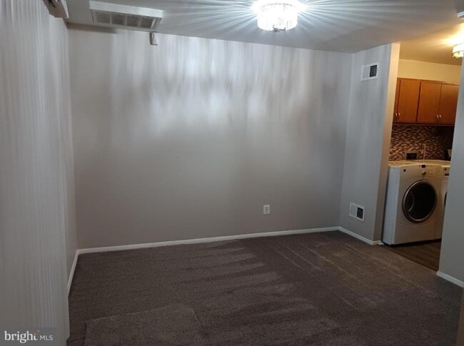 Photo - 1001 Tyler Ct House