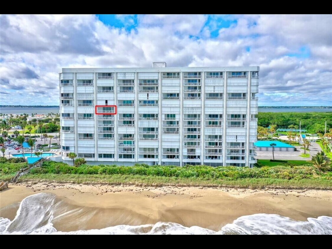 Foto principal - 9600 S Ocean Dr