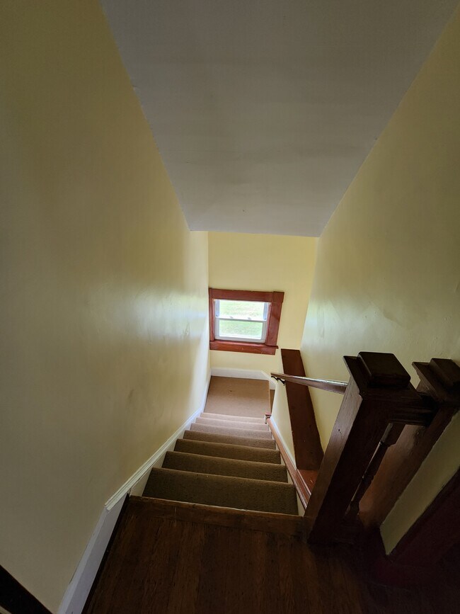 Stairs entering the unit - 3706 Mohawk Ave