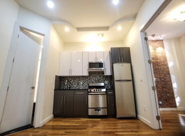 Plano de planta - 1211 DEAN ST