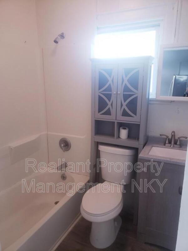 Foto del edificio - 3405 Caroline Ave