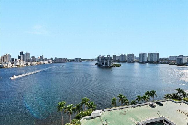 Foto del edificio - 19101 Mystic Pointe Dr