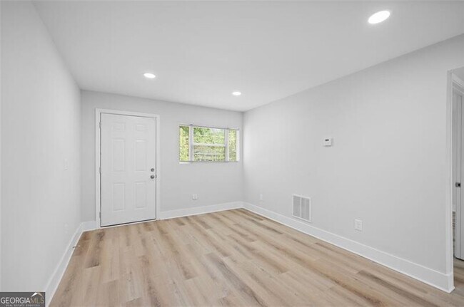 Foto del edificio - 1060 Oak St SW
