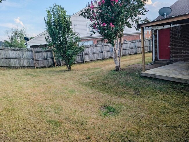 Building Photo - 1470 Estacada Way