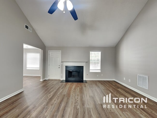 Building Photo - 3480 Cameo Ct