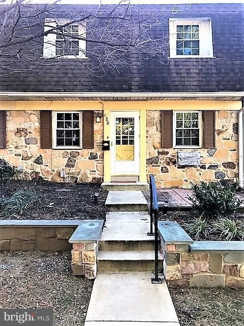 Foto principal - 207 Walnut Hill Rd