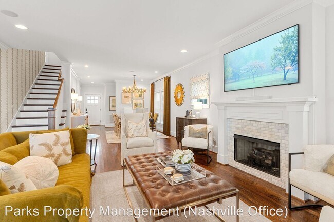 Foto del edificio - 5 br, 4.5 bath House - 1010A Caldwell Ave