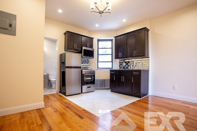 Foto del edificio - 637 St Marks Ave