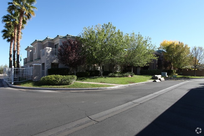 Durango Canyon - Durango Canyon Apartments