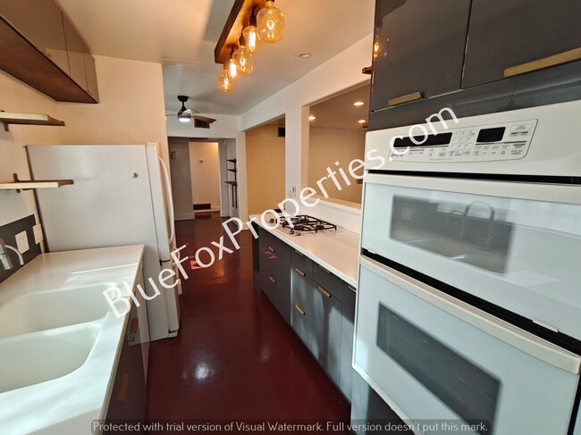 Foto del edificio - 3137 E Pima St