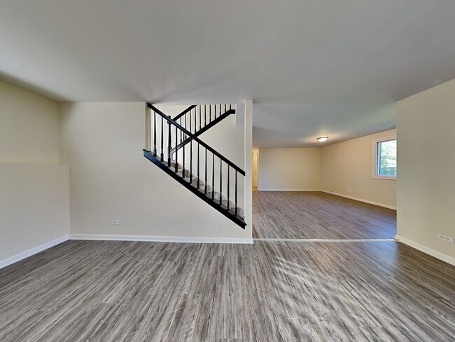 Building Photo - 128 Cloverleaf Rd