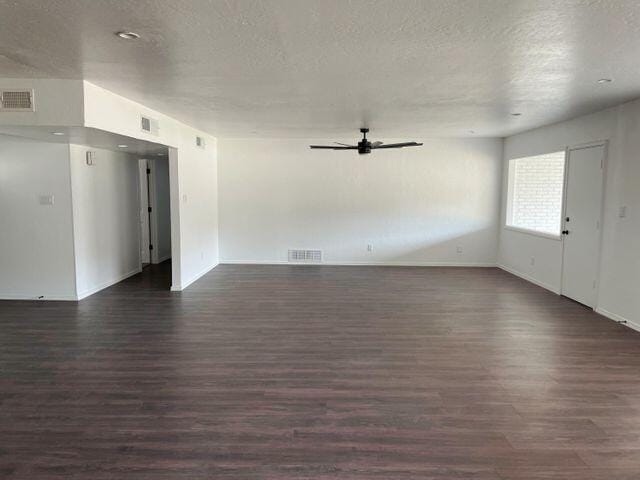 Building Photo - 4213 Hampshire Ln