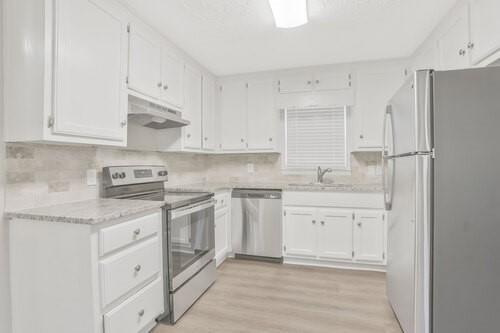 Foto del edificio - 1675 Cherry Hill Ct SW