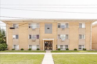 Building Photo - 7005 W Gunnison St