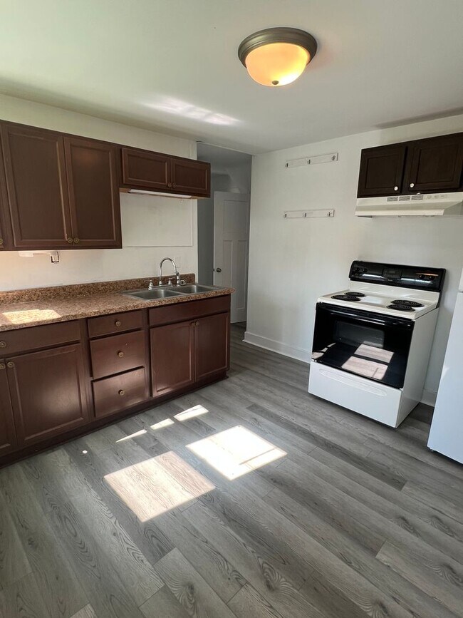 Foto del edificio - 105 Maple, Buchanan, MI 49107