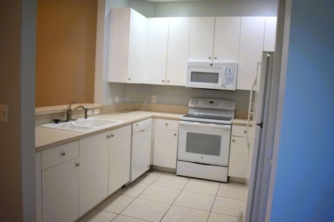 Photo - 102 Lighthouse Cir
