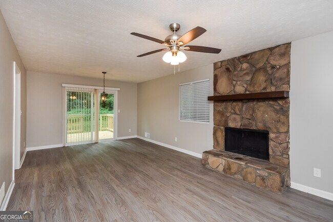 Building Photo - 4492 Abernathy Dr