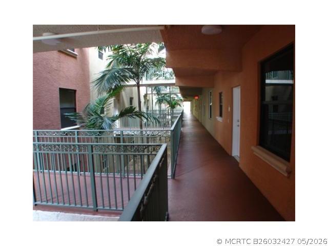 Building Photo - 1640 Presidential Way