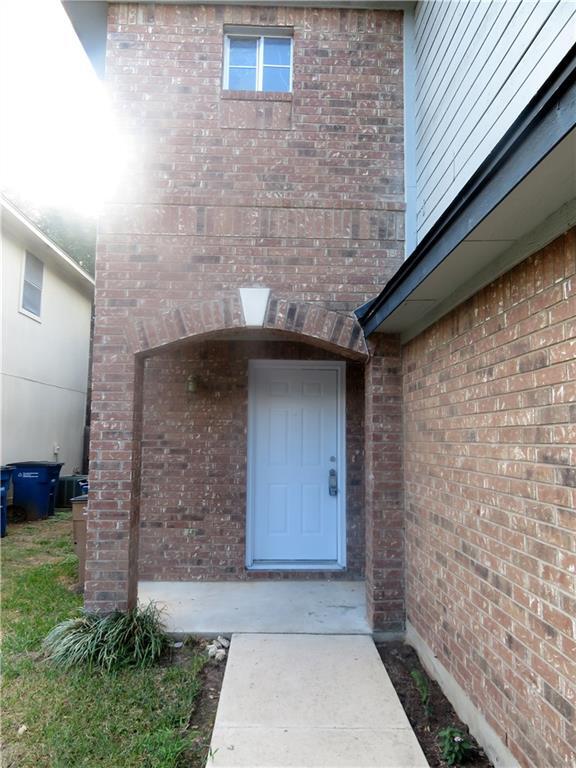 Building Photo - 9623 Sugar Hill Dr