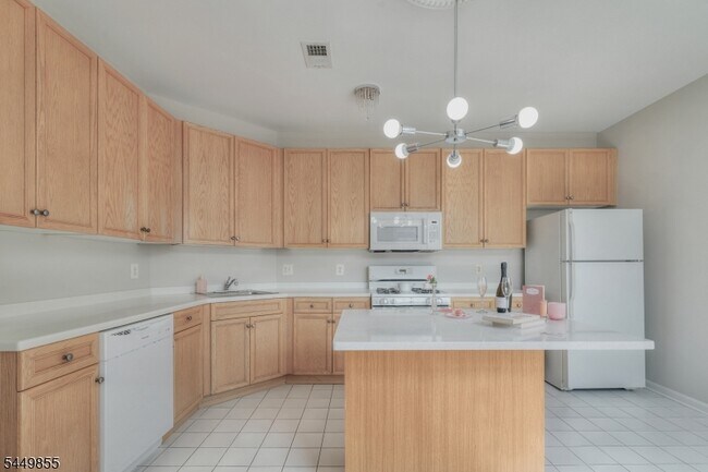 Foto del edificio - 408 Kensington Ln