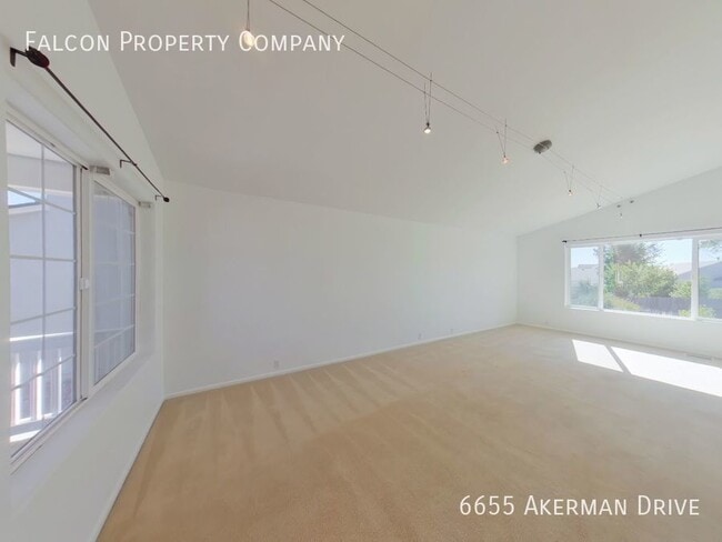 Building Photo - Sensational Home in Stetson Hills! - Lease...