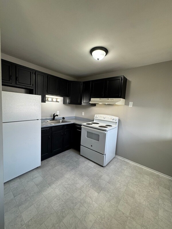 Foto del edificio - 620 Harrison Blvd