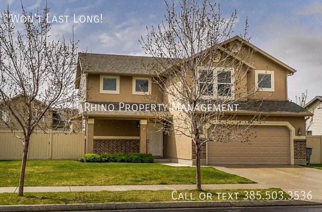 Photo - 1061 Fox Hollow Dr House