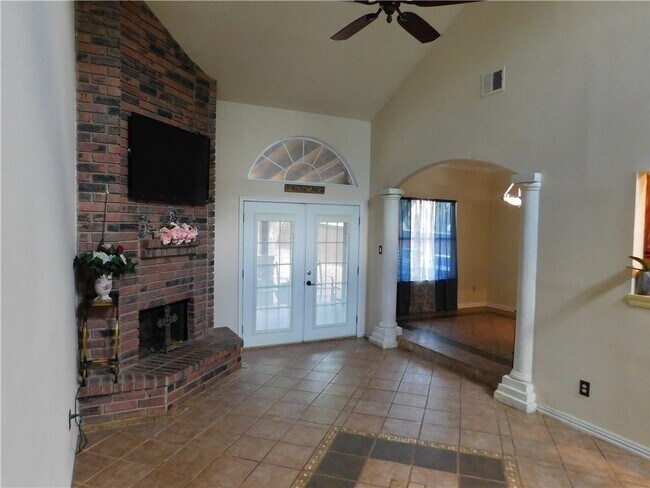 Building Photo - 1203 Ivybridge Dr