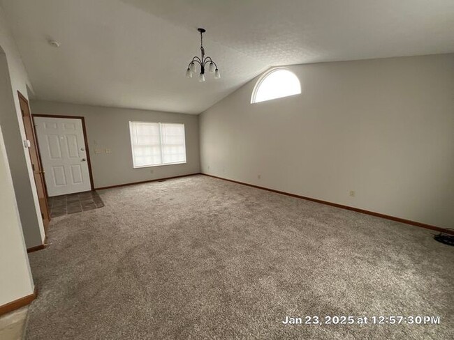 Foto del edificio - 3 Bedroom Home in Pickerington School Dist...