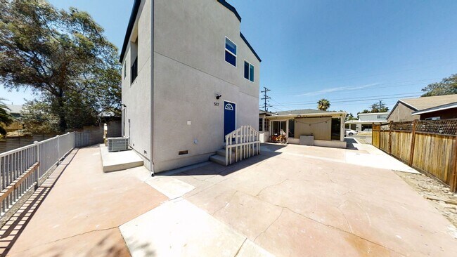 Building Photo - 5115-5117 Ewing St