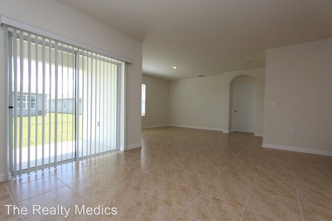Building Photo - 4 br, 2 bath House - 2508 Ryland Falls Drive