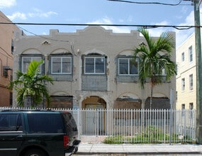 Building Photo - 1036 SW 3rd St