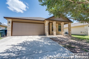 Primary Photo - 736 Guna Dr