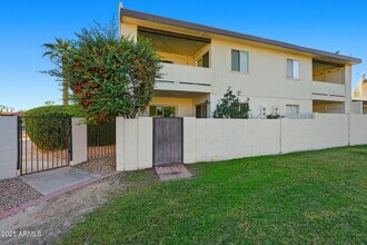 Building Photo - 7708 E Sandalwood Dr