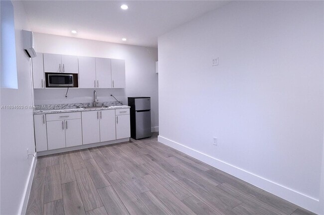 Building Photo - 14420 SW 74th St