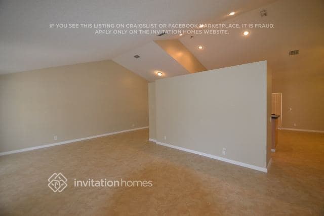 Foto del edificio - 126 NW 164th Ave
