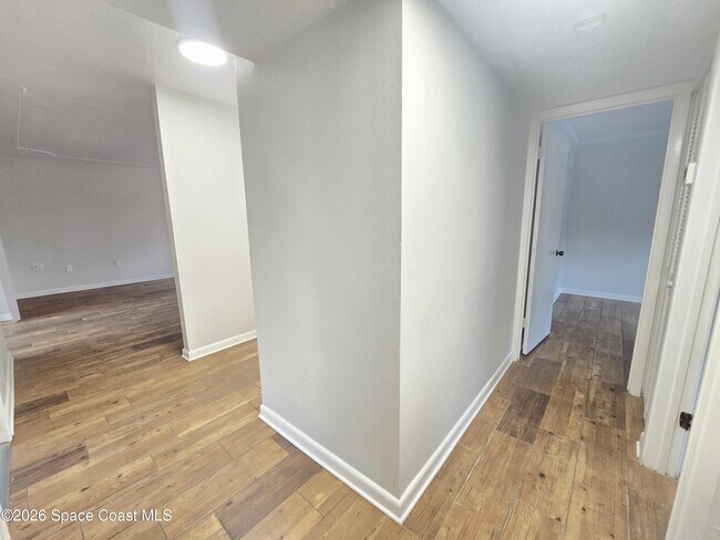 Foto del edificio - 3135 Shady Dell Ln