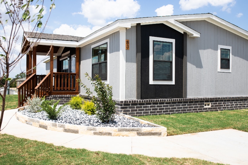 Photo - 6105 E McKinney St (Denton, TX)