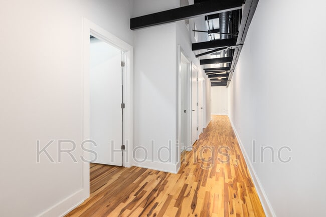 Foto del edificio - 306 N Road St